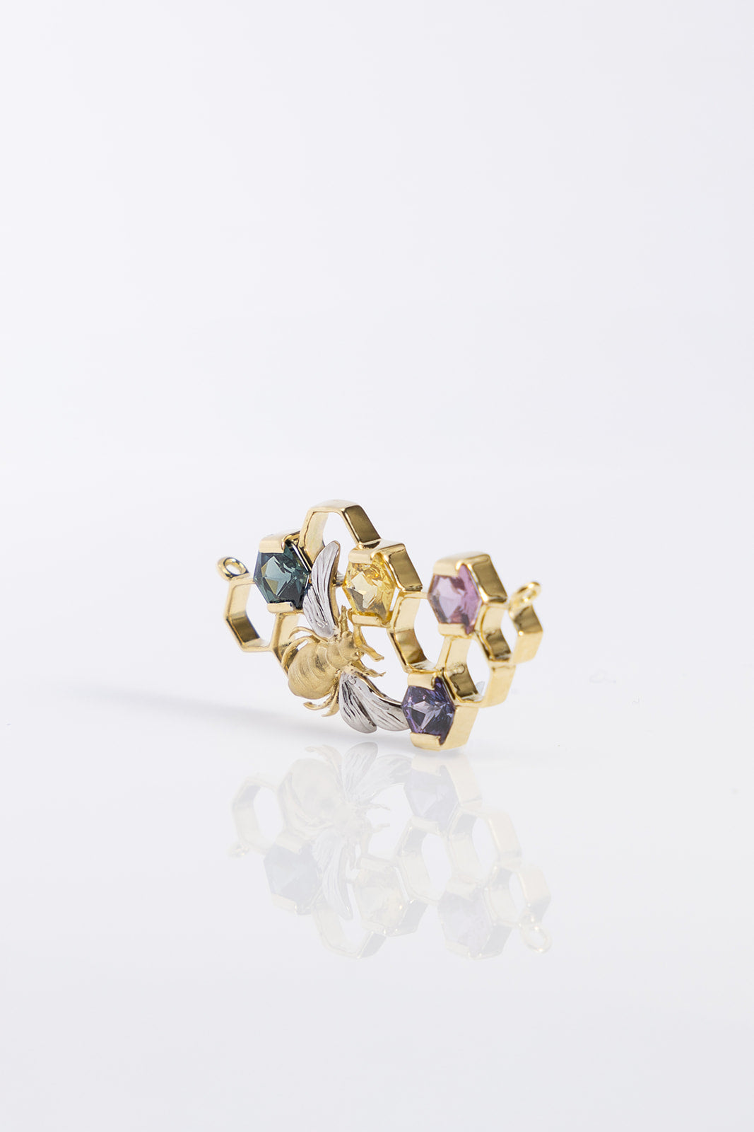 Honeycomb Sapphire Pendant in Yellow Gold