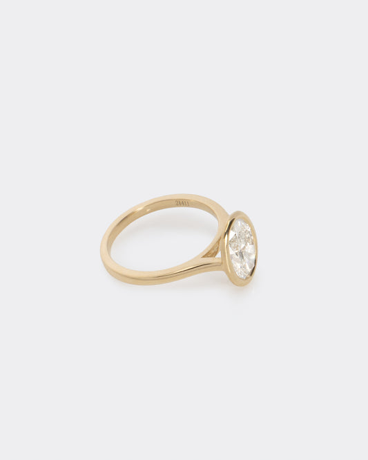 Oval Heirloom Diamond Ring in Yellow Gold