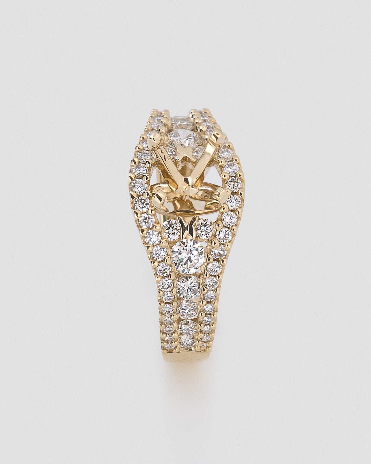 Diamond Dreams Ring Setting in Yellow Gold