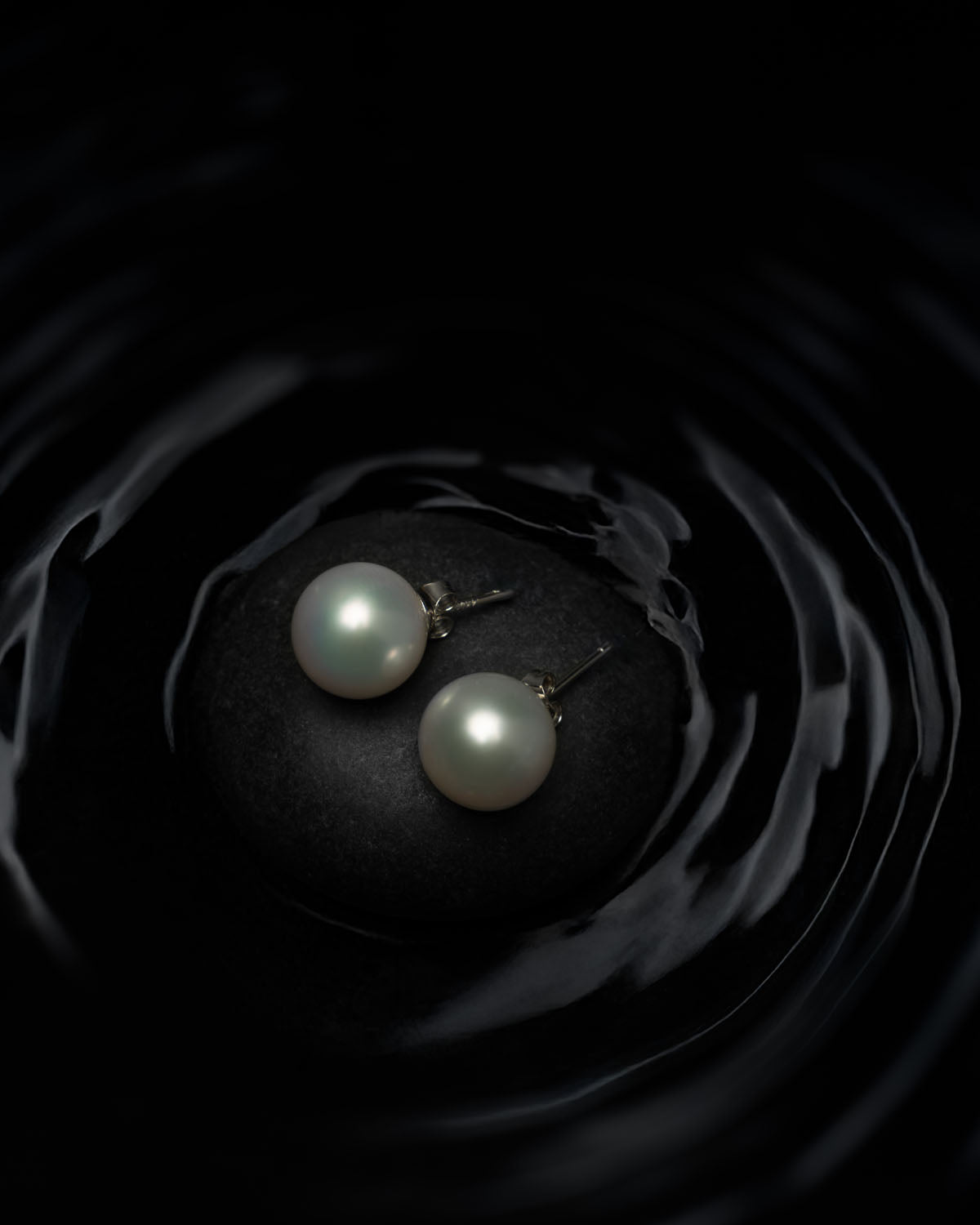 Fresh Water Stud Pearls