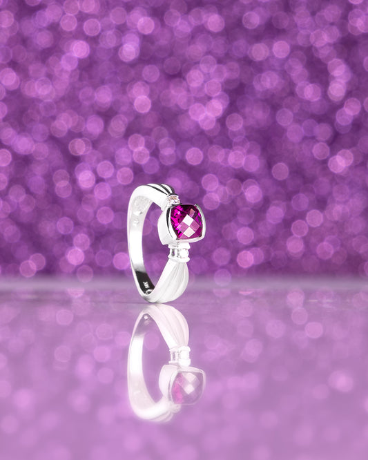 Raspberry Garnet Ring in White Gold