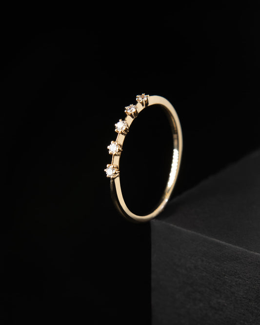 5 Stars Diamond Ring in Yellow Gold