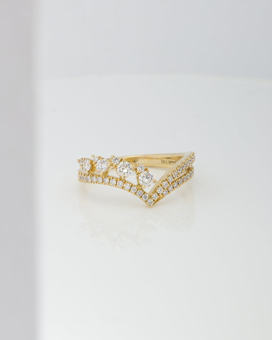 The V Band Diamond Ring in Yellow Gold