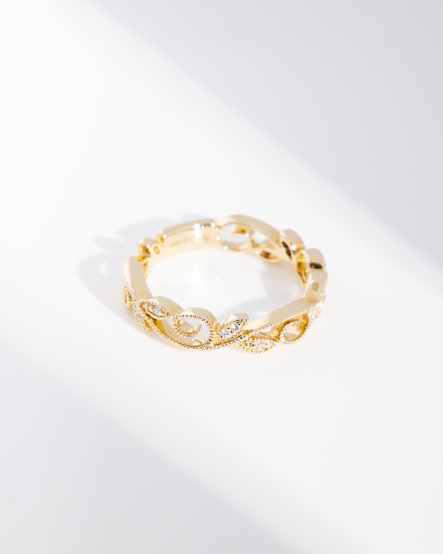 Diamond Filigree Diamond Band in Yellow Gold