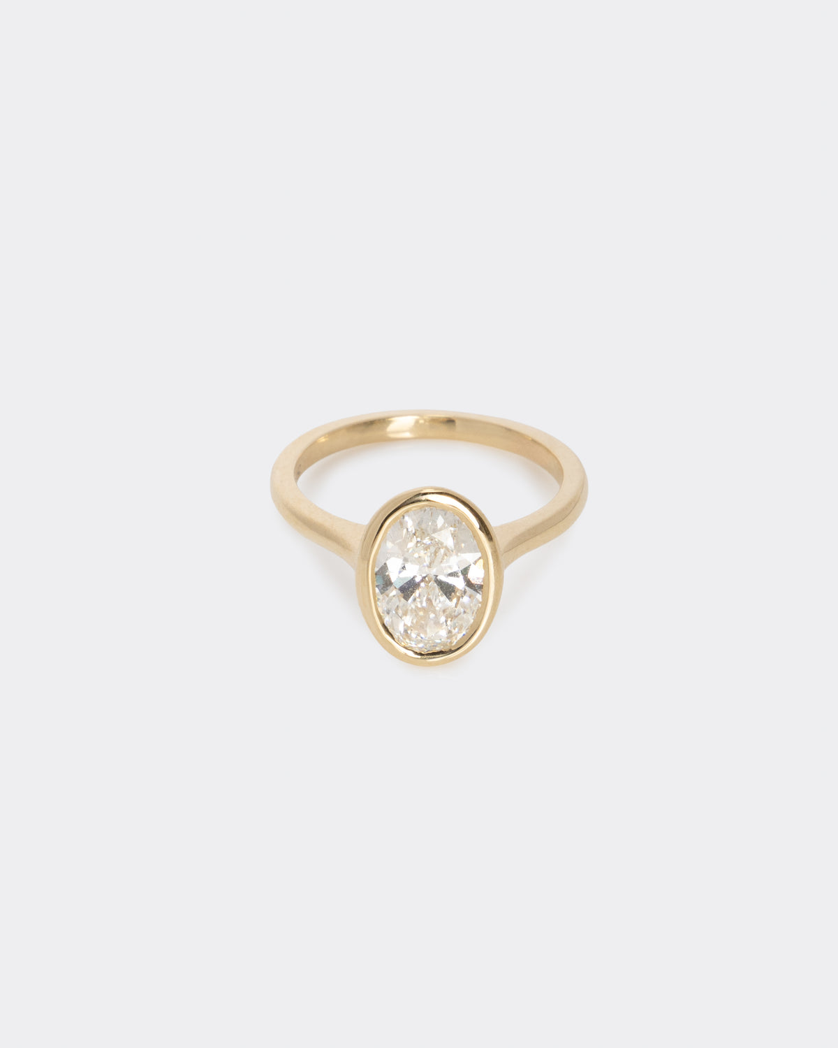 Oval Heirloom Diamond Ring in Yellow Gold