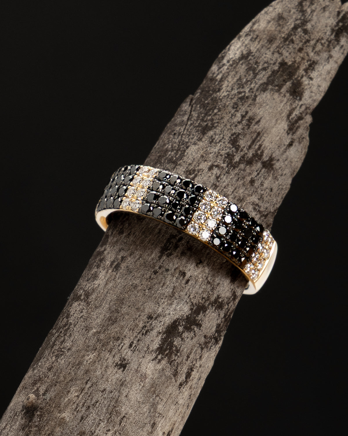 Black & White Diamond 4-Row Ring in Yellow Gold