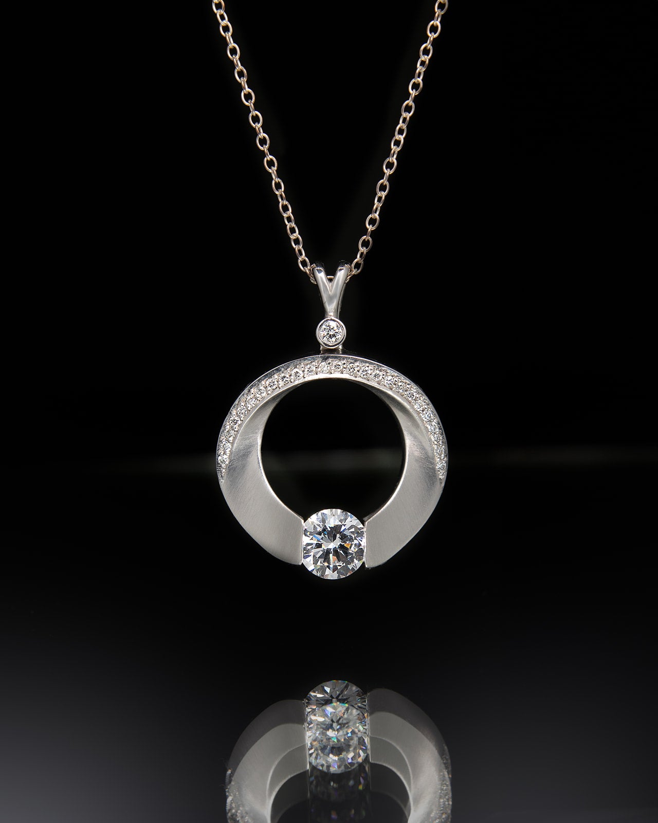 Diamond Circle Semi-Mount (featured with CZ Center Stone) in White Gold